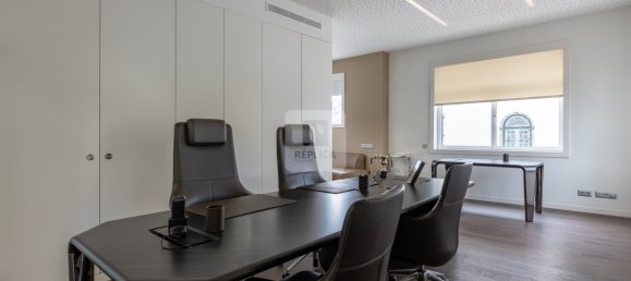 13 bedrooms Townhouse in Porto, Portugal No. 124488 3