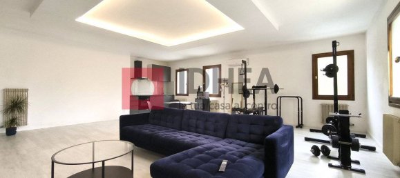 1 bedroom Apartment in Carbonera, Italy No. 302487 5