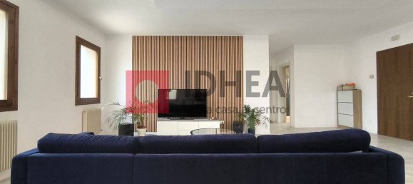 1 bedroom Apartment in Carbonera, Italy No. 302487 3