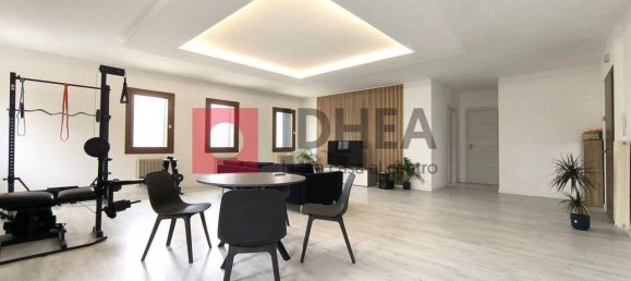 1 bedroom Apartment in Carbonera, Italy No. 302487 8