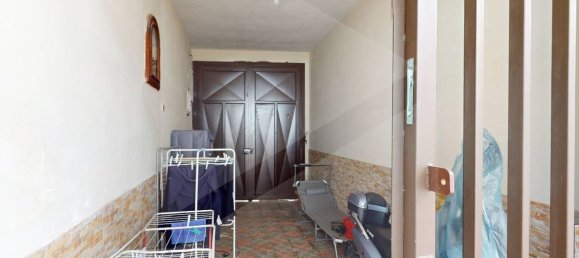 3-salle Maison à Arzano, Italy No. 24603 3