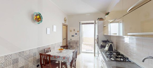 3-salle Maison à Arzano, Italy No. 24603 35