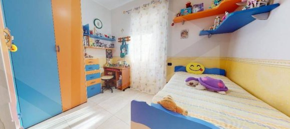 3-salle Maison à Arzano, Italy No. 24603 24