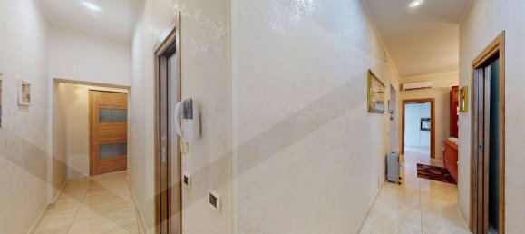 3-salle Maison à Arzano, Italy No. 24603 23