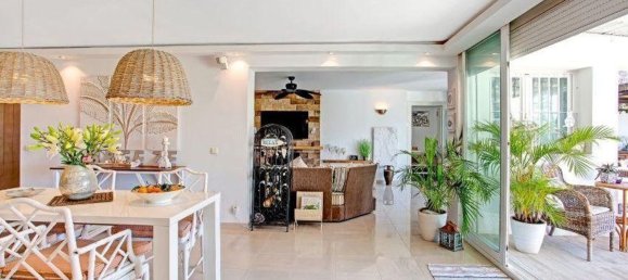 6 bedrooms Villa in Marbella, Spain No. 55718 15