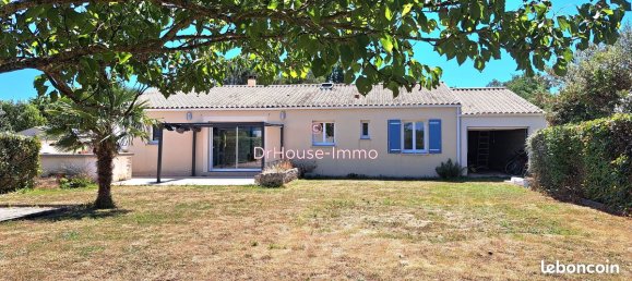 4 bedrooms House in Saint-Hippolyte, France No. 107389 2