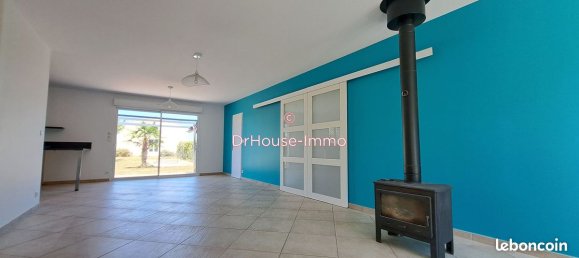 4 bedrooms House in Saint-Hippolyte, France No. 107389 5