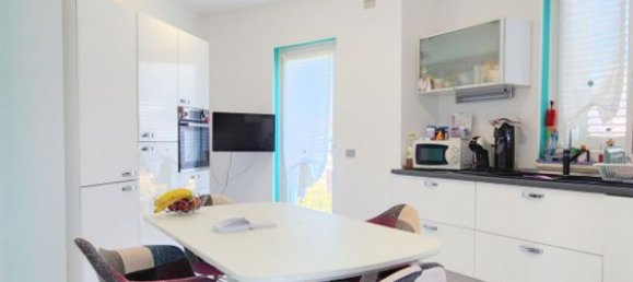 5 bedrooms Villa in Oleggio, Italy No. 328286 15