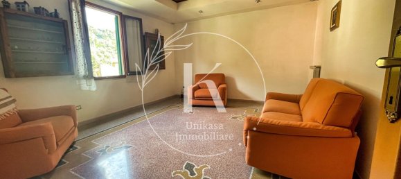 6 rooms House in Savona, Italy No. 65767 4
