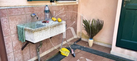 6 rooms House in Savona, Italy No. 65767 34