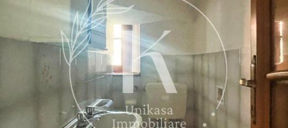 6 rooms House in Savona, Italy No. 65767 2