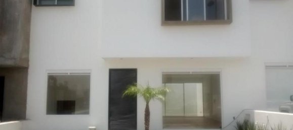 Casa de 3 dormitorios en Querétaro, Mexico No. 168269 2
