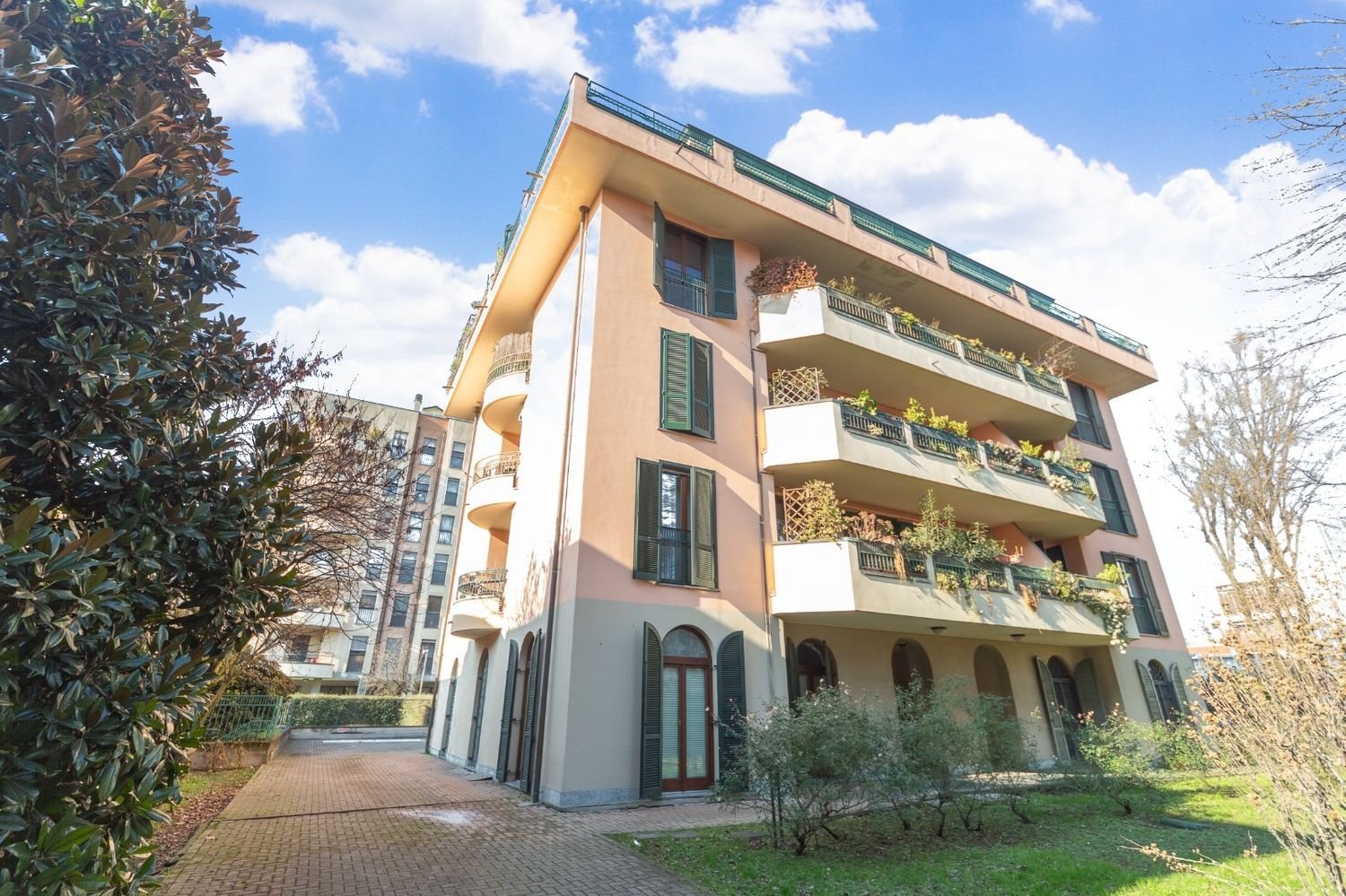 3-Zimmer Wohnung in Milan, Italy, Nr. 249414