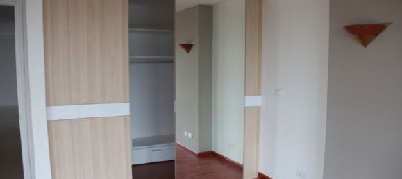 3 Schlafzimmer Wohnung in Tay Ho, Vietnam, Nr. 7024 5