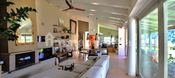 3 Schlafzimmer Haus in Spoleto, Italy, Nr. 353582 2