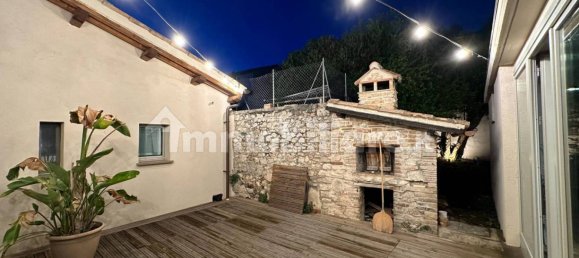 3 Schlafzimmer Haus in Spoleto, Italy, Nr. 353582 5