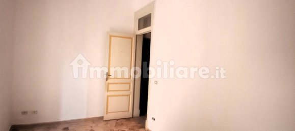 2 bedrooms Apartment in Messina, Italy No. 126811 4