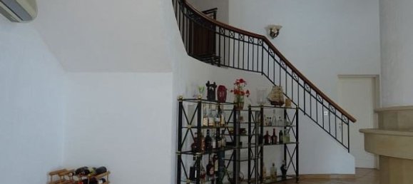 4 Schlafzimmer Haus in Tala, Cyprus, Nr. 9783 12