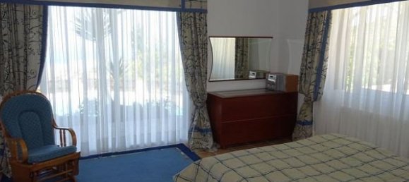Коммерческая недвижимость с 4 спальнями в Тала, Пафос, Кипр № 9783 15