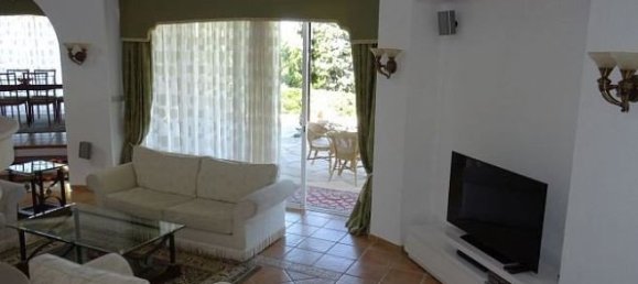 4 Schlafzimmer Haus in Tala, Cyprus, Nr. 9783 7