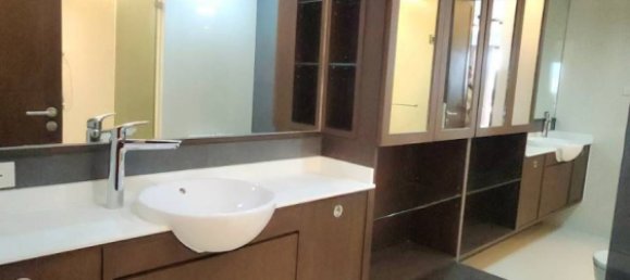 Кондоминиум  с 2 спальнями в Банг Рак, Таиланд № 63403 2