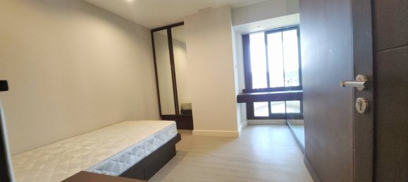 Кондоминиум  с 2 спальнями в Банг Рак, Таиланд № 63403 7