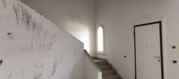 Villa de 6 habitaciónes en Roncaro, Italy No. 3350 15