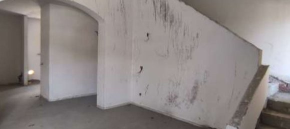 Villa de 6 habitaciónes en Roncaro, Italy No. 3350 17