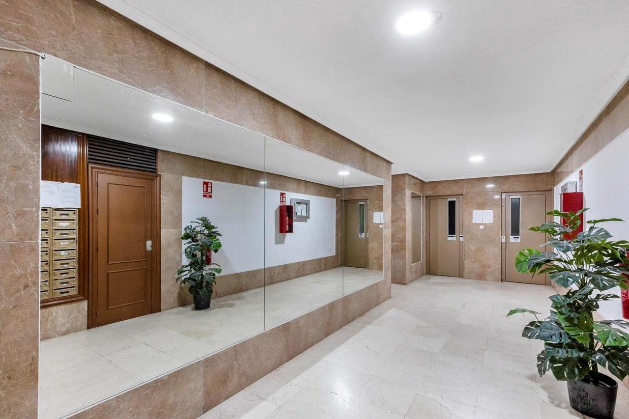 Квартира с 2 спальнями в Торревьеха, Испания № 186295