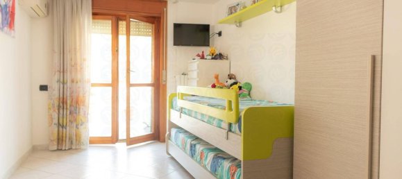 3 rooms Apartment in Nocera Superiore, Italy No. 280353 12