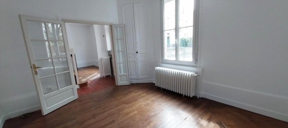 Moradia em banda T4 em Tours, France N.º 70352 3