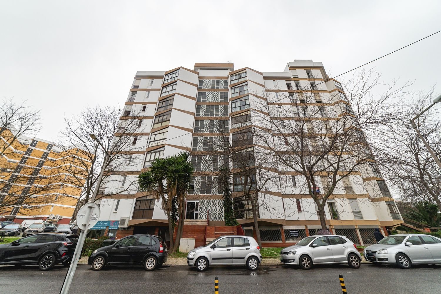 4 bedrooms Apartment in Lisbon, Portugal No. 12233