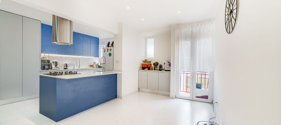 4 bedrooms Apartment in Lisbon, Portugal No. 12233 6