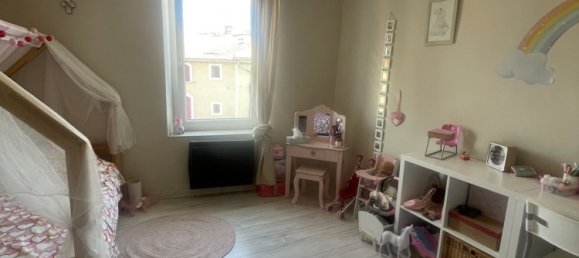 3 bedrooms House in Senas, France No. 319941 3