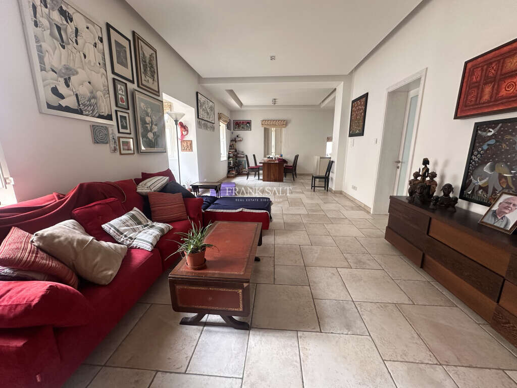 2 bedrooms Townhouse in Birkirkara, Malta No. 11326