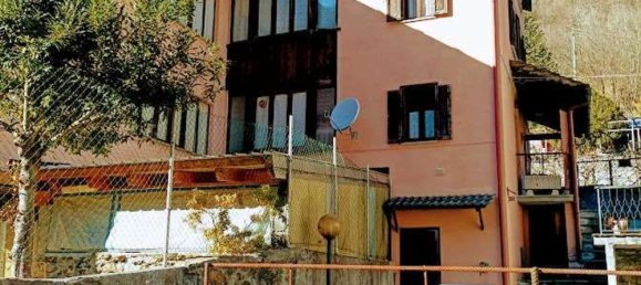 9 rooms House in Vanzone con San Carlo, Italy No. 124333 15