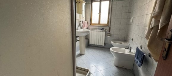 3 Schlafzimmer Haus in Simbario, Italy, Nr. 363103 10