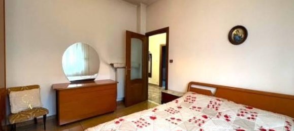 4 rooms House in Chieri, Italy No. 92008 14