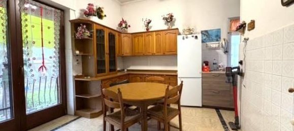 4 rooms House in Chieri, Italy No. 92008 12