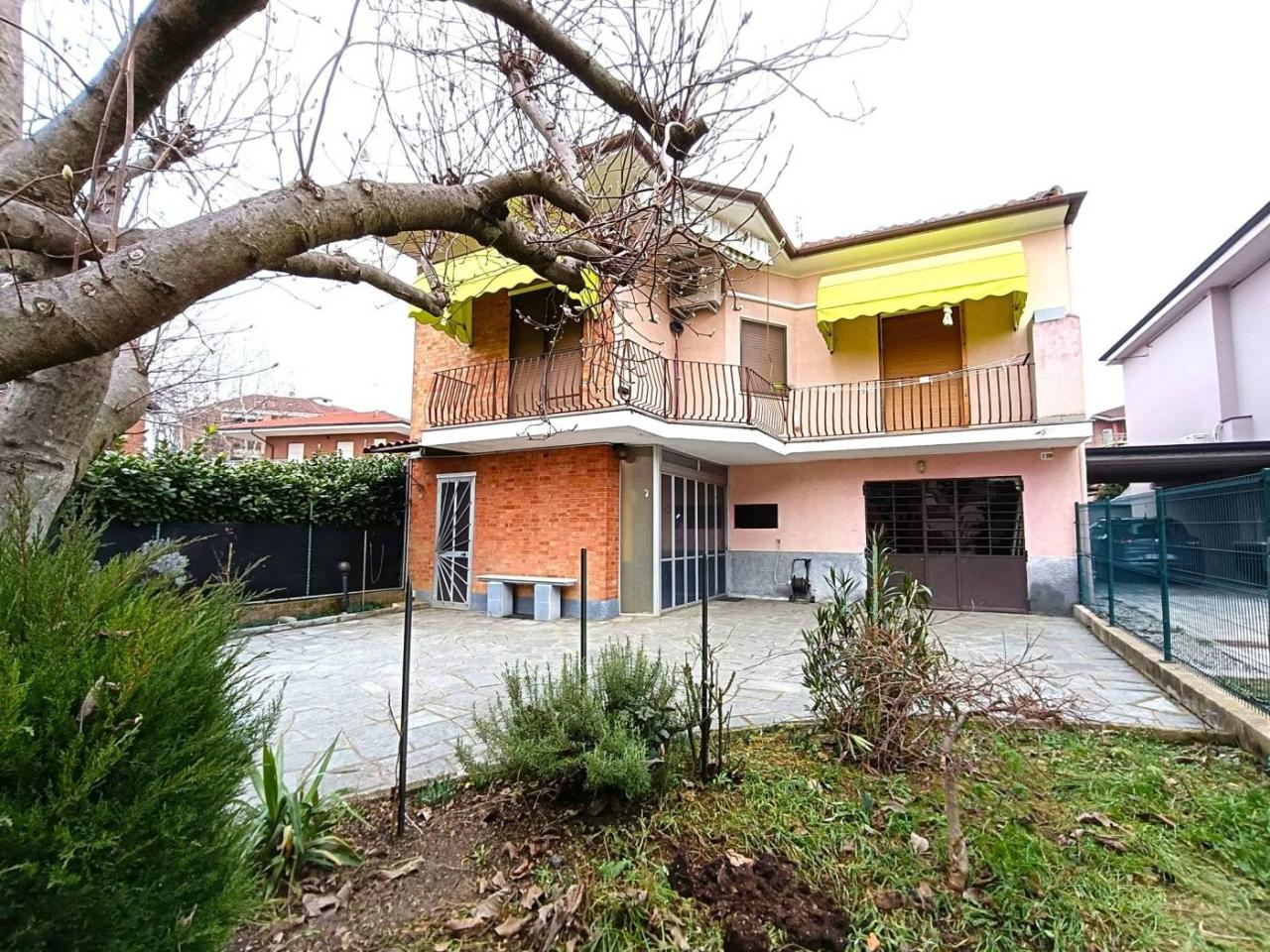 4 rooms House in Chieri, Italy No. 92008