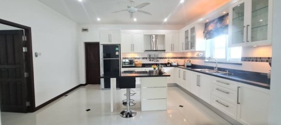 2 bedrooms Cafe / restaurant in Pattaya, Thailand No. 23007 5