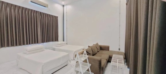 3 bedrooms Villa in Pattaya, Thailand No. 4232 2