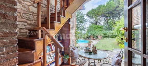 5 bedrooms House in Piegaro, Italy No. 353577 8