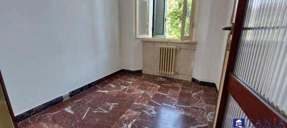 8غرفة منزل في Carrara, Italy رقم 48156 5