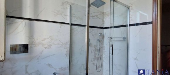 8غرفة منزل في Carrara, Italy رقم 48156 39