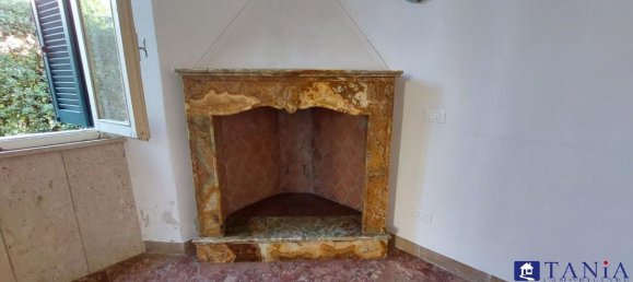 8غرفة منزل في Carrara, Italy رقم 48156 14