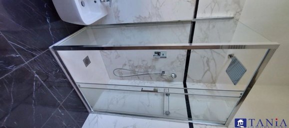 8غرفة منزل في Carrara, Italy رقم 48156 41