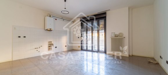 1 bedroom Apartment in Parma, Italy No. 352588 5
