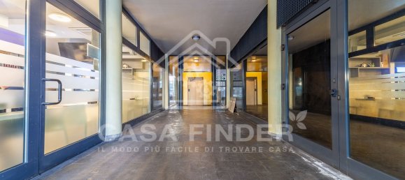 1 bedroom Apartment in Parma, Italy No. 352588 8