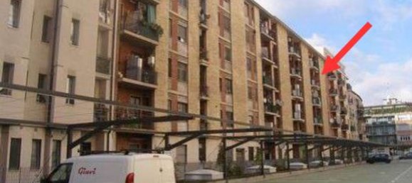 Studio in Milan, Italy No. 244029 17